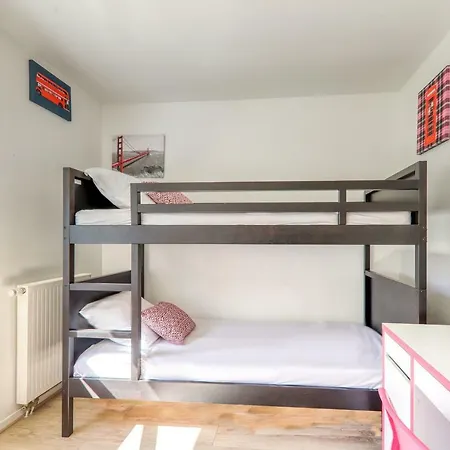 Tatil Evi Chessy Park House *