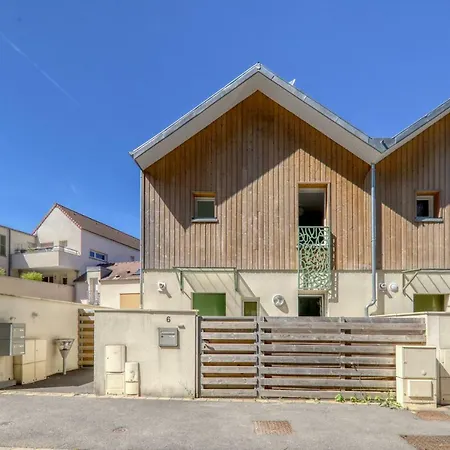 Chessy Park House Tatil Evi